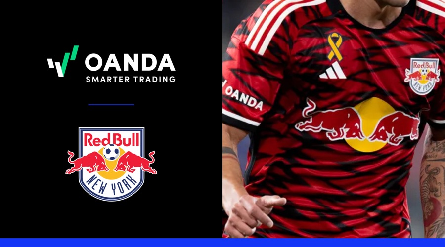 据报道,3月9日晚上,日本航空公司一架从北海道札幌飞往函馆的客机在丘珠机场起飞前撞上了一只狐狸,导致飞机中止起飞。该ATR42-300型双发涡桨支线客机上的47名乘客和机组人员均未受伤。此外,3月6日,北海道新千岁机场因两头鹿闯入跑道附近而一度关闭(CCTV国际时讯)。