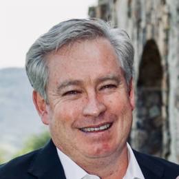 因卢特尼克讲话,美国国债收益率触及盘中高点,同时WTI油价因关税下调预期而下跌。