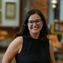 冯德莱恩提议1500亿欧元贷款支持国防投资，并激活国家免责条款；