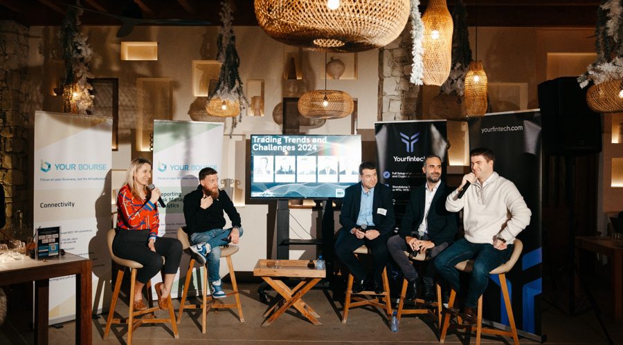 美国联邦通信委员会计划下月投票讨论全球定位系统替代方案,针对对该系统的过度依赖引发的国家安全担忧。委员会主席Brendan Carr指出,持续依赖单一系统存在风险,因此需要研发替代技术。