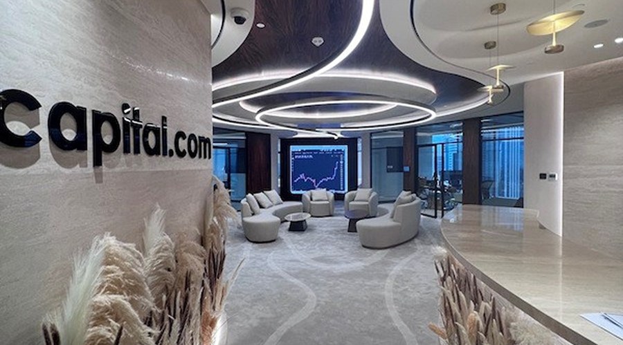 美国总统特朗普：日本不应继续贬值日元，影响美国利益；